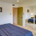 Scottsdale Condo With Pool, 1 Mi To Old Town!