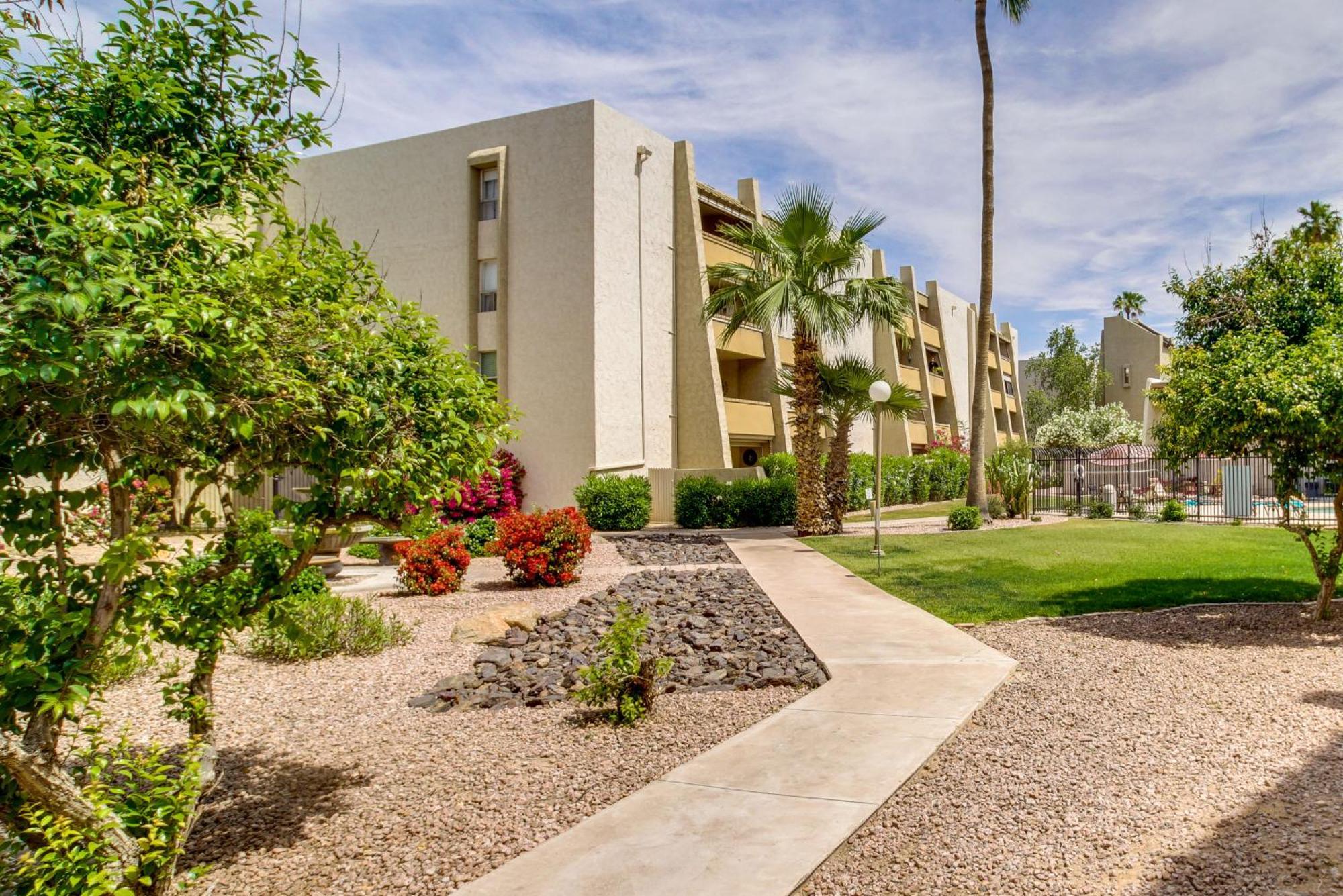 Apartment With Pool, 1 Mi To Old Town! Scottsdale